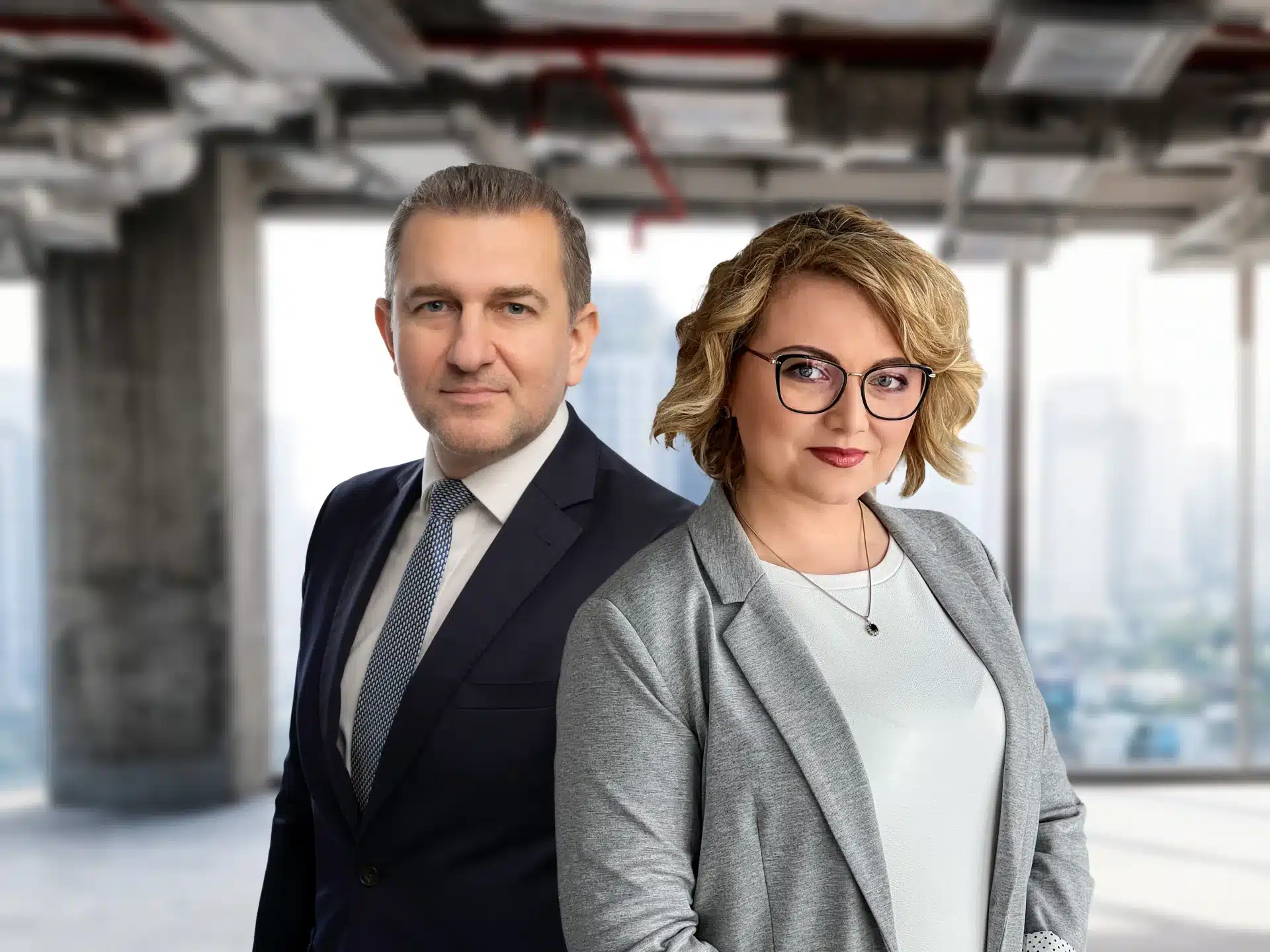 Paulina Brzeszkiewicz-Kuczyńska (Research and Data Manager) and Marcin Purgal (Senior Director, Investment)